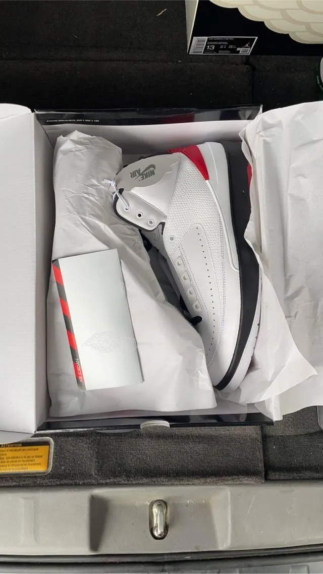 2022 Nike Air Jordan 2 Retro OG Chicago 12 White Varsity...