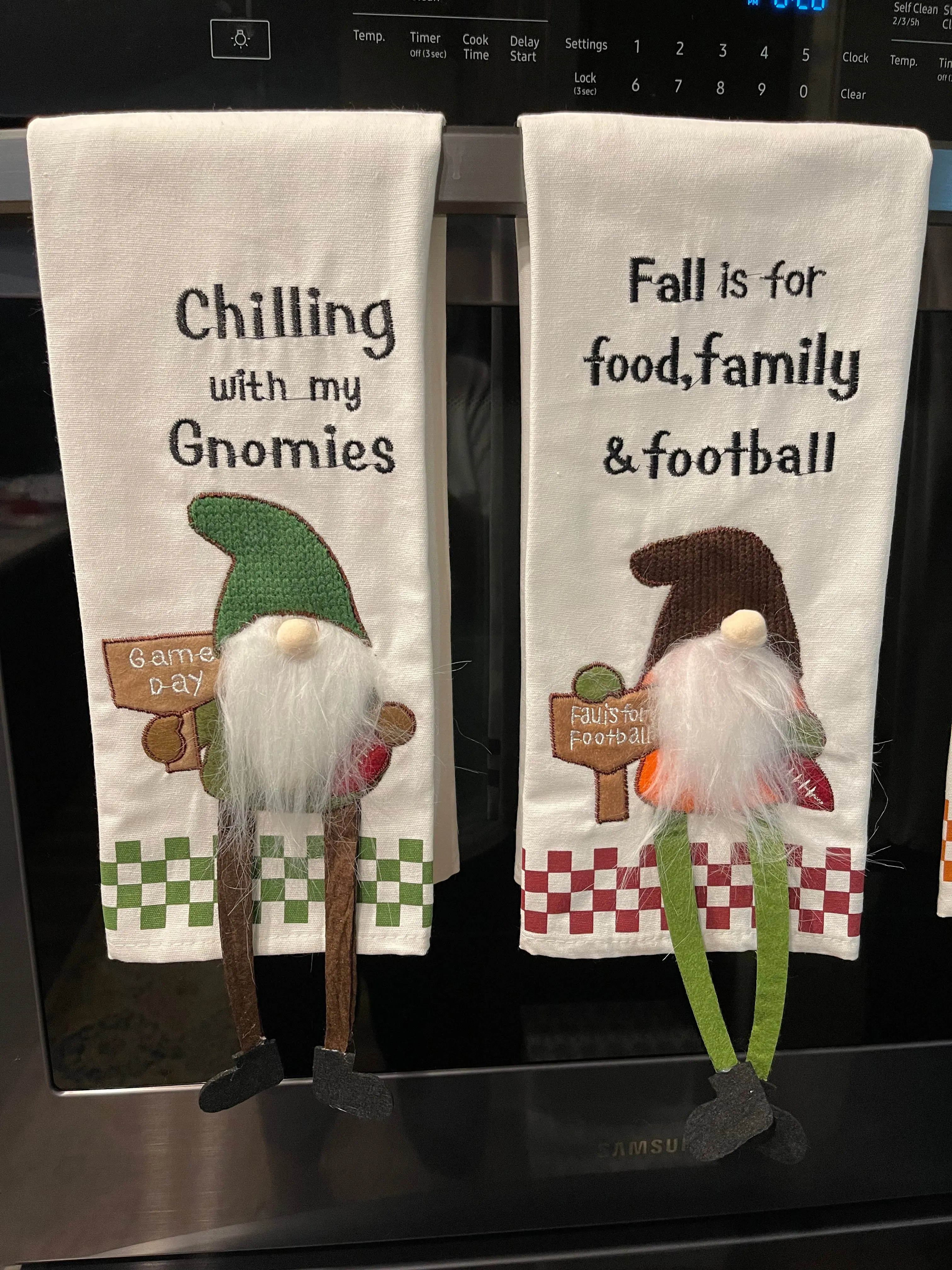 Fall Dangle Feet Towels