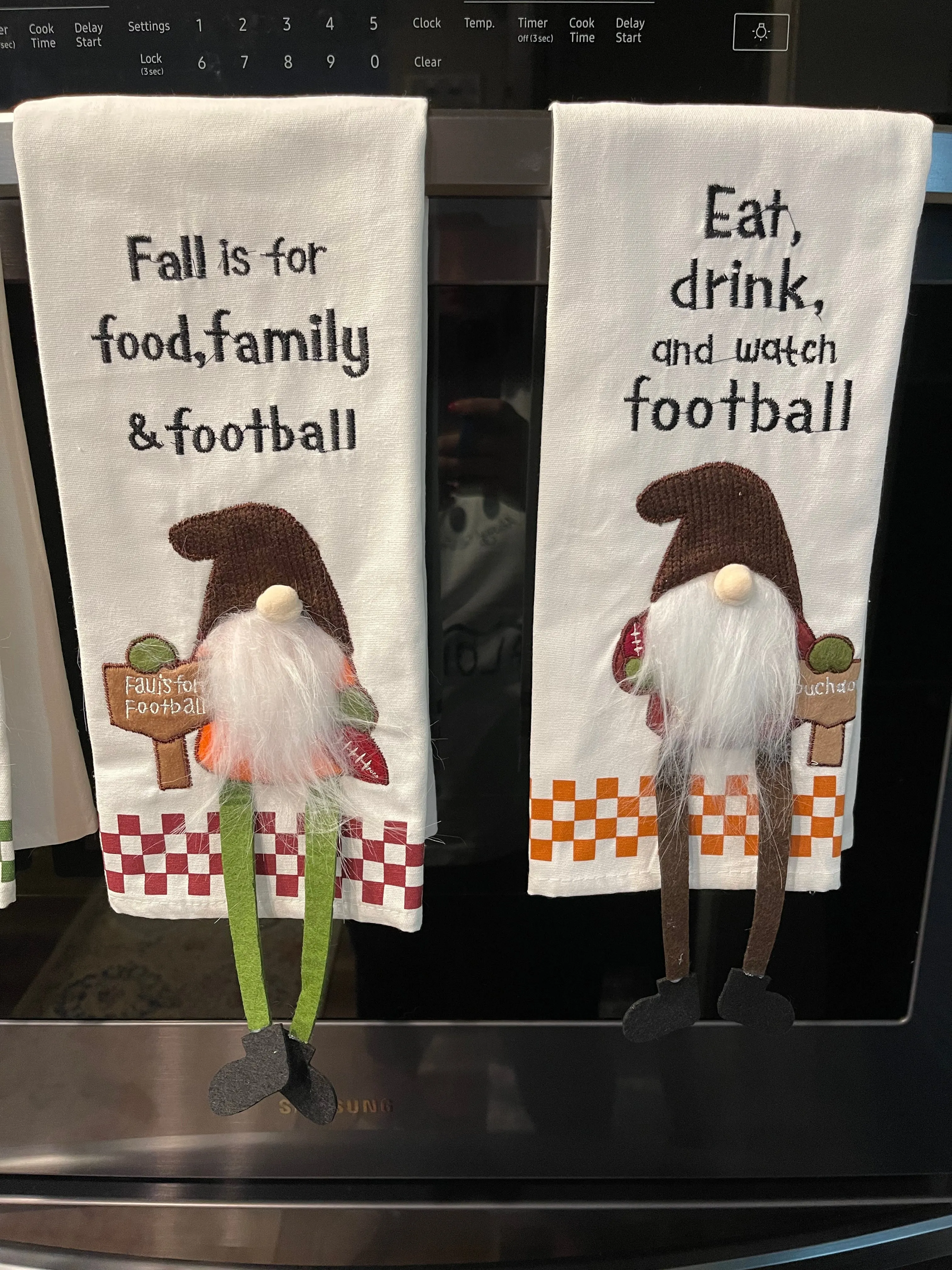 Fall Dangle Feet Towels