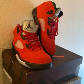 Nike Air Jordan Retro 5 "Raging Bull"