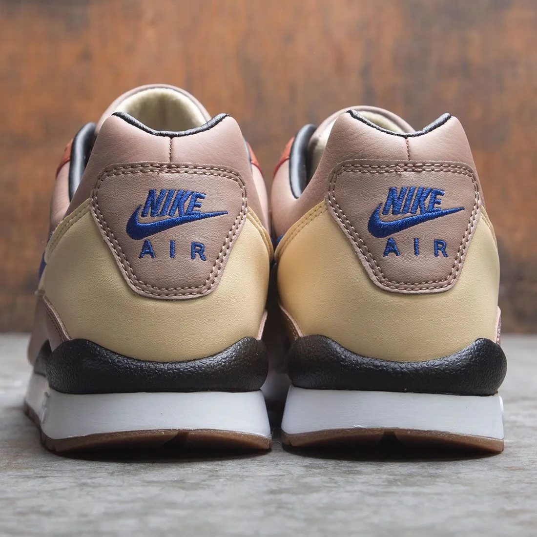 Nike Men Air Wildwood Acg (desert dust / game royal-dusty peach)