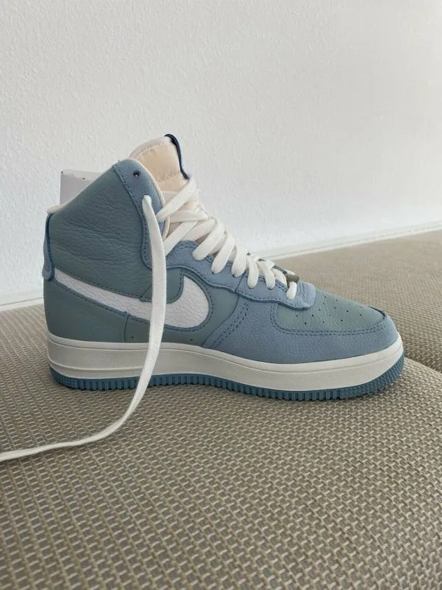 Nike WMNS Air Force 1 High Sculpt Ocean Cube