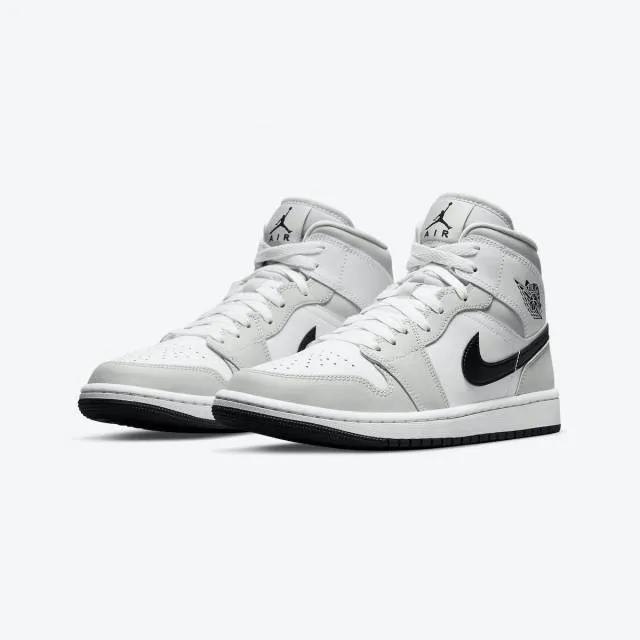 Nike Women's Air Jordan 1 Mid (Grey Fog/ White/ Light Sm...