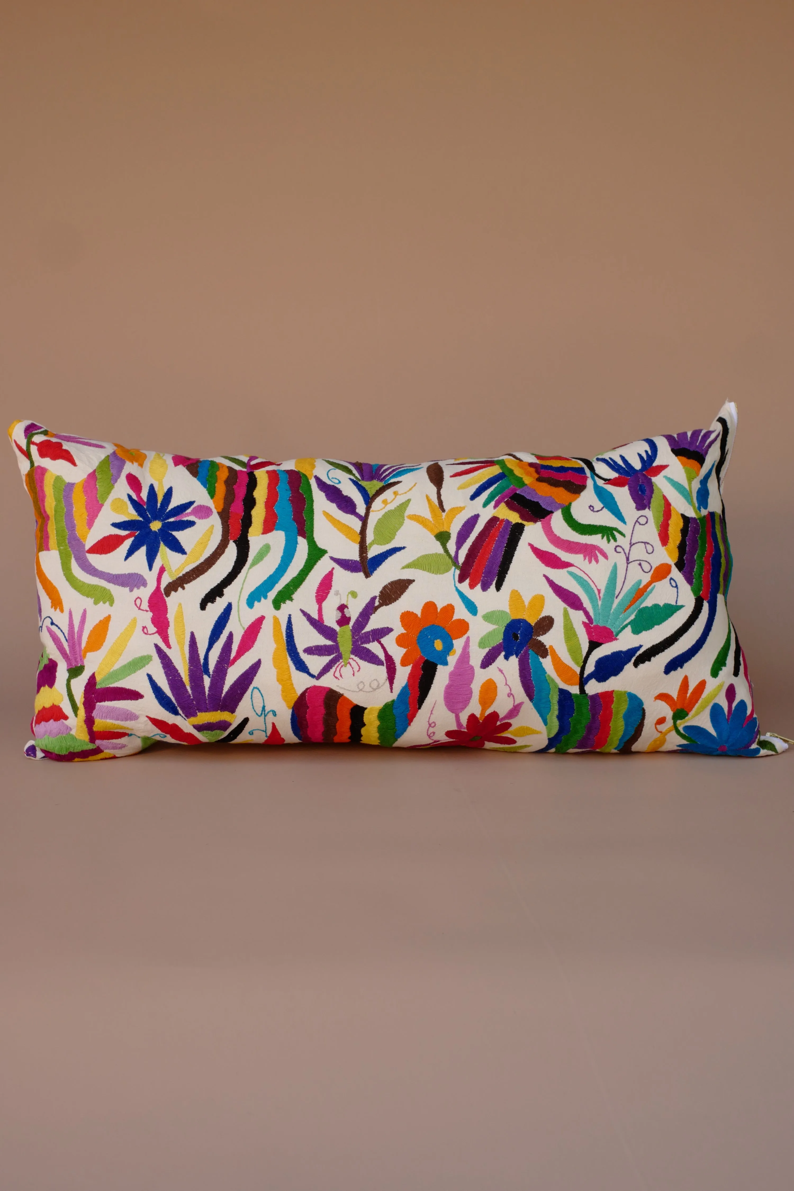 OTOMI LUMBAR PILLOW