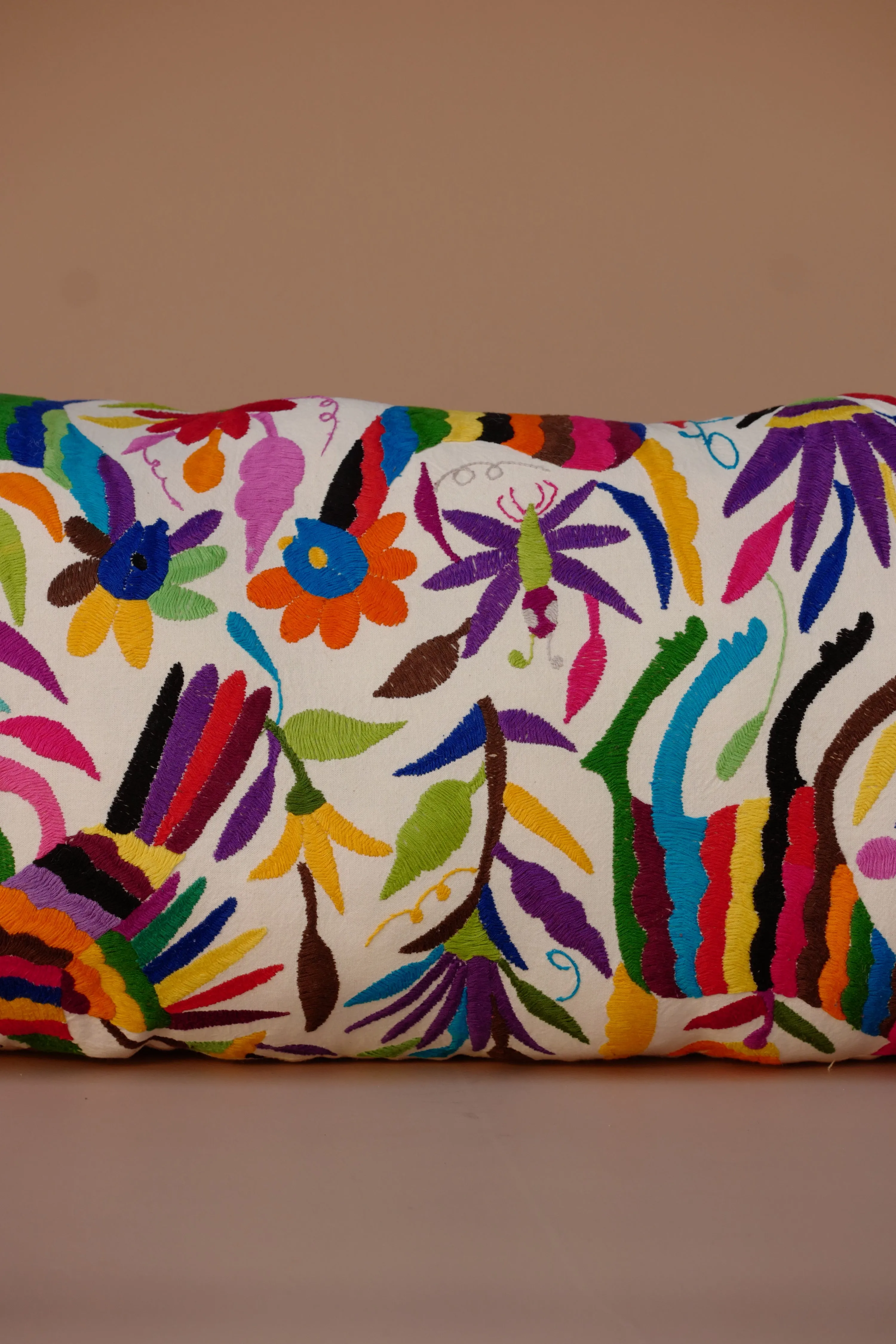 OTOMI LUMBAR PILLOW