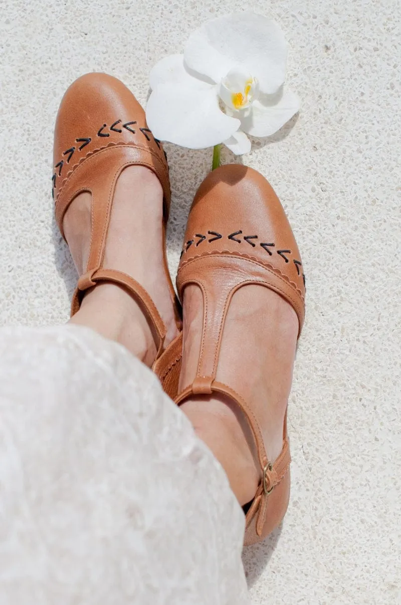 Wonderland T-strap Leather Flats in Vintage Camel